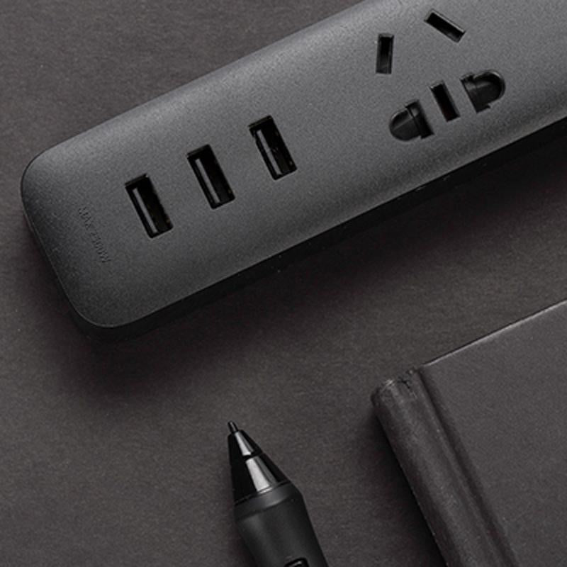 Regleta Xiaomi Mi Power Strip con 3 Enchufes Universales y 3 Puertos USB