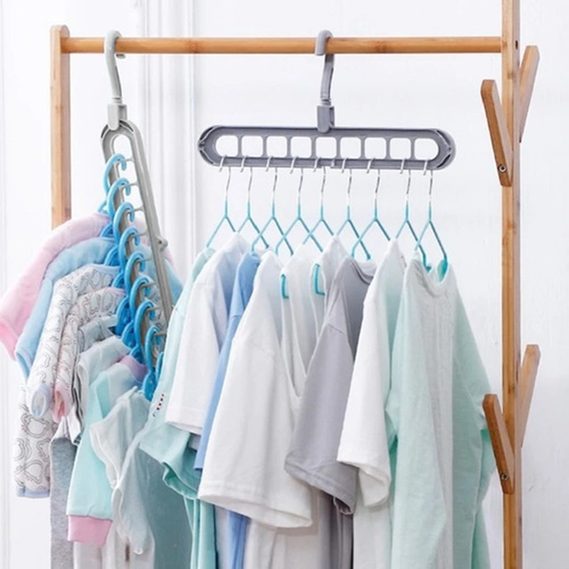 Pack: 4 Unidades de Colgador de Ropa Giratorio Mágico